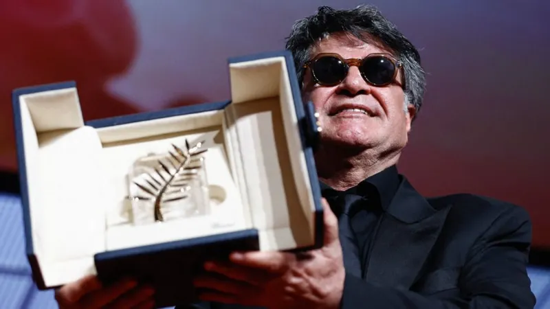 Iranian director speaks out after Cannes triumph c4e4db40 38c9 11f0 96c3 cf669419a2b0.jpg - Iranian director speaks out after Cannes triumph